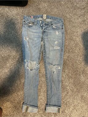 Distressed Light Blue Boyfriend Jeans for Women
